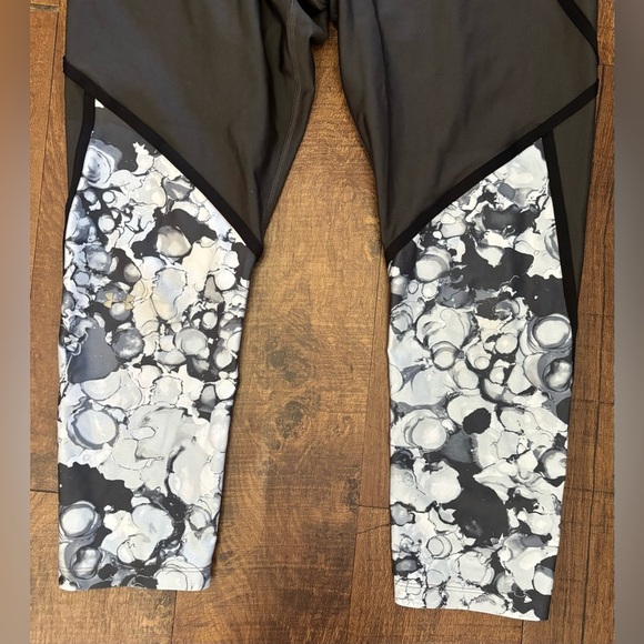 Under Armour Womens compression leggings 2 two pairs XL extra large heat gear - Picture 8 of 11